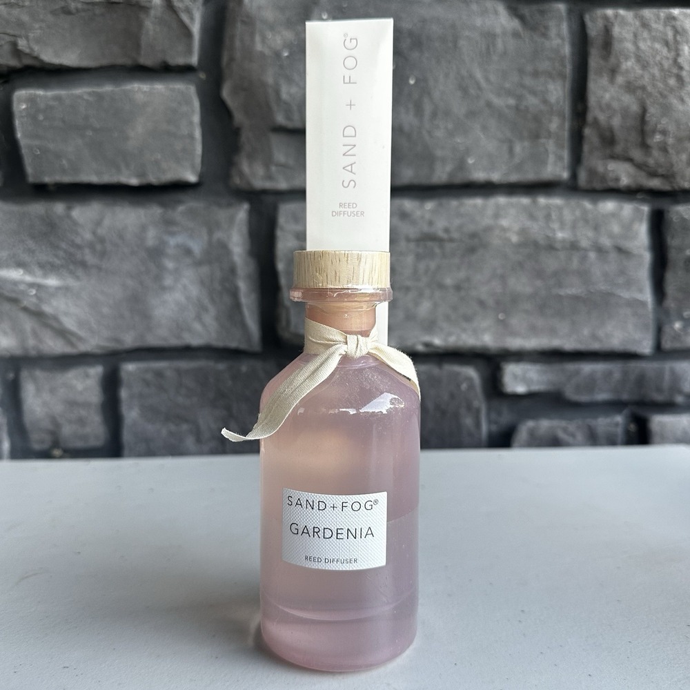 Sand & Fog Gardenia Reed Diffuser Bottle With Bamboo Reeds 180 mL - NEW